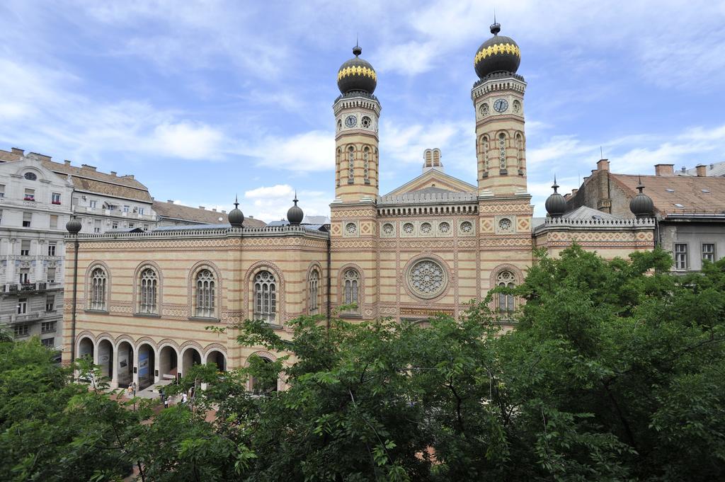 Synagogue Dream Home In The Center Budapest Exteriör bild