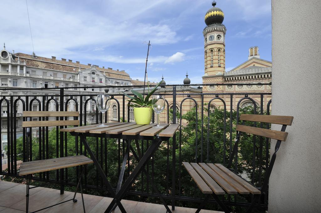 Synagogue Dream Home In The Center Budapest Exteriör bild